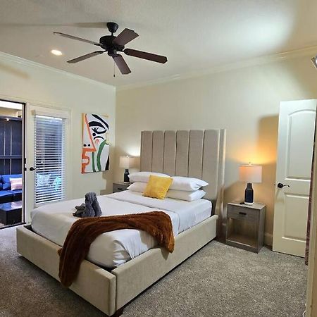 Modern Galleria Gem Private Jacuzzi 3 Br Houston Buitenkant foto